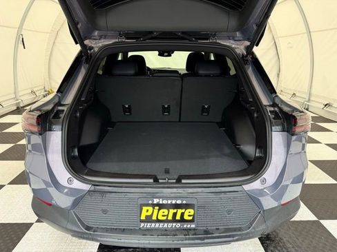 New 2026 Chevrolet Equinox EV LT image 4