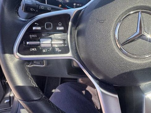 Used 2021 Mercedes-Benz GLA 250 4MATIC image 24