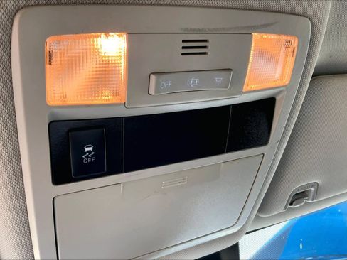 Used 2019 Toyota Tacoma SR image 24