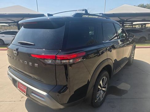 New 2026 Nissan Pathfinder SL FWD image 5
