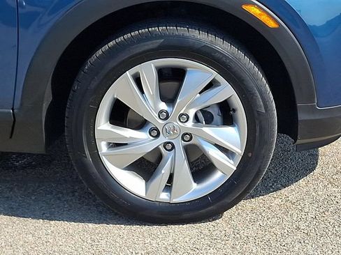 Used 2024 Buick Encore GX Preferred AWD/4WD image 8