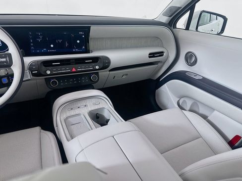 Certified 2026 Hyundai Palisade Calligraphy FWD image 24