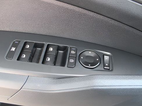 New 2026 Kia Sportage S AWD/4WD image 37