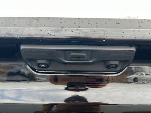 Used 2024 Chevrolet Silverado 1500 Custom w/ Turbomax Blackout Package image 17