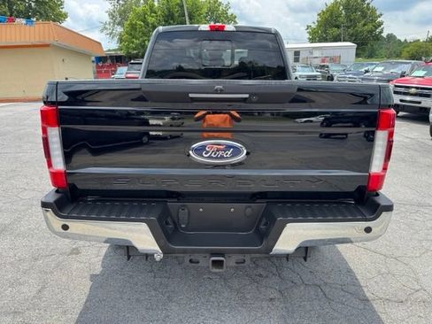 Used 2017 Ford F250 Lariat w/ Lariat Ultimate Package AWD/4WD image 3