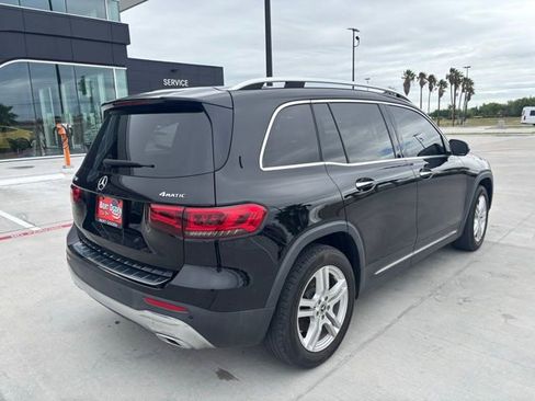 Used 2022 Mercedes-Benz GLB 250 4MATIC w/ Premium Package Lite image 5