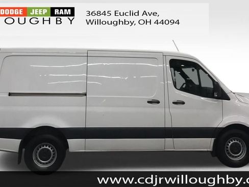 Used 2021 Mercedes-Benz Sprinter 144 Cargo image 4