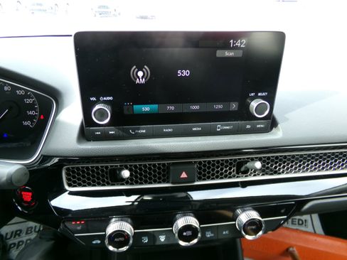 Certified 2024 Honda Civic EX-L image 11