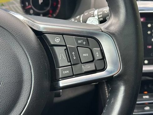 Used 2020 Jaguar F-PACE S AWD/4WD image 22