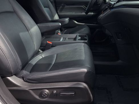 Used 2023 Honda Odyssey Touring image 30