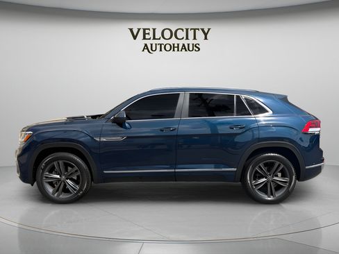 Used 2022 Volkswagen Atlas Cross Sport SEL R-Line AWD/4WD image 4