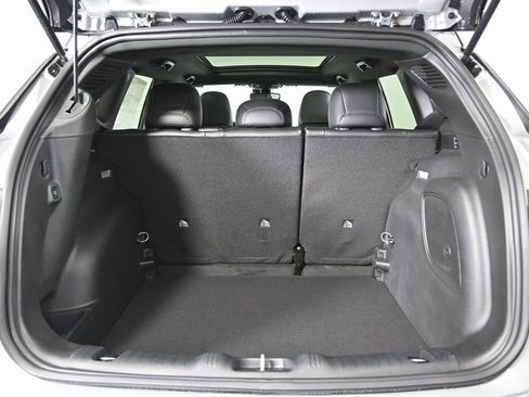 New 2026 Jeep Compass Limited w/ Sun, Sound & Navigation Group image 16