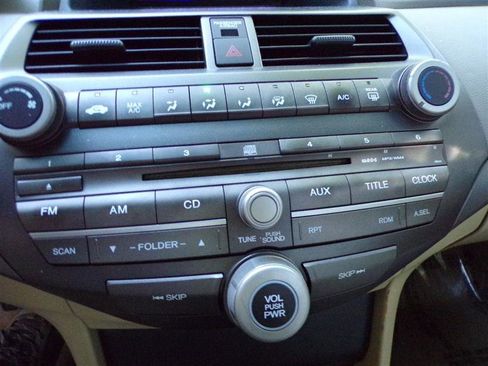 Used 2009 Honda Accord LX-P image 32