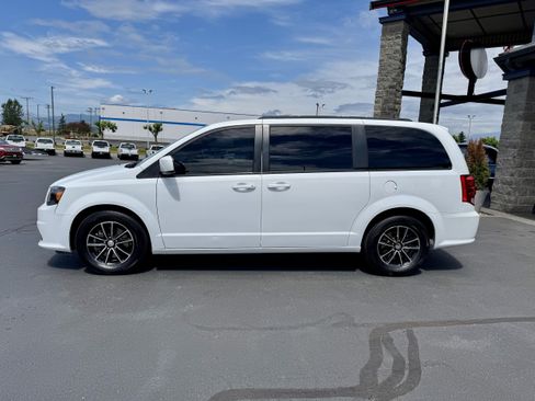 Used 2019 Dodge Grand Caravan GT FWD image 7