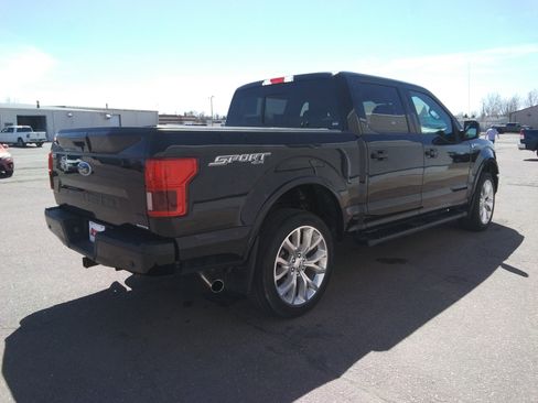 Used 2018 Ford F150 Lariat w/ Equipment Group 502A Luxury AWD/4WD image 5