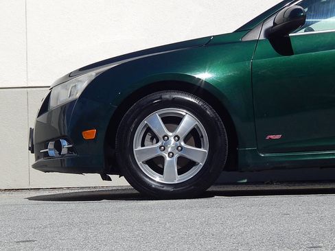 Used 2014 Chevrolet Cruze LT w/ All-Star Edition image 12