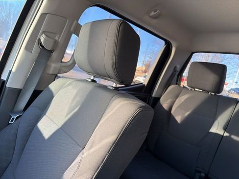Used 2022 Toyota Tundra SR5 w/ Convenience Package RWD image 17