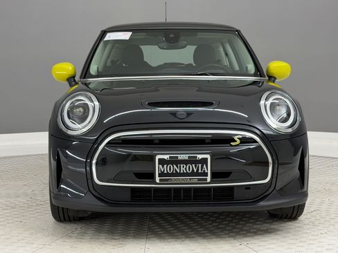 Certified 2024 MINI Cooper SE FWD image 6