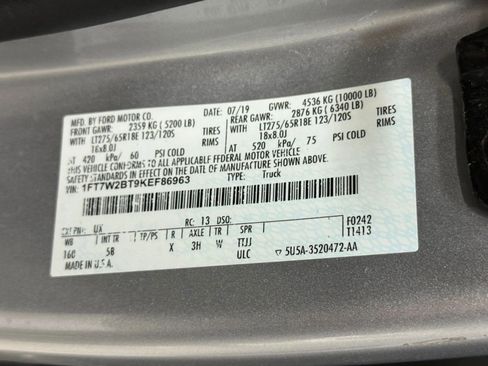 Used 2019 Ford F250 Lariat w/ Lariat Value Package image 36