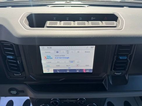 Used 2023 Ford Bronco Black Diamond w/ Sasquatch Package AWD/4WD image 28