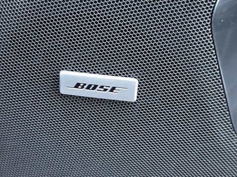 Used 2024 GMC Yukon SLT image 43