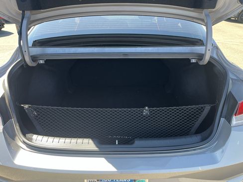 Used 2023 Hyundai Elantra SEL FWD image 22