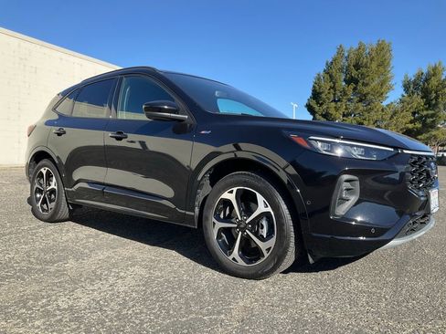 Used 2024 Ford Escape ST-Line Elite w/ Premium Technology Package image 71