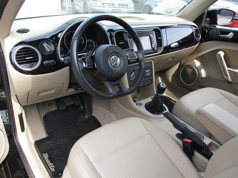 Used 2015 Volkswagen Beetle 1.8T FWD image 15