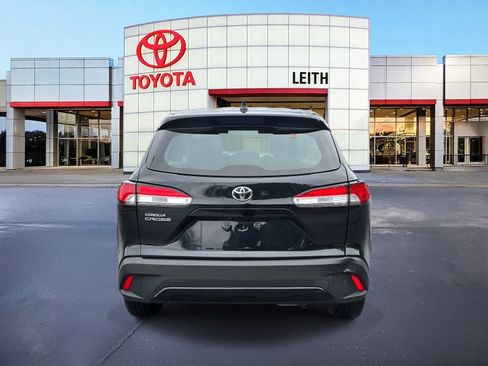 Used 2023 Toyota Corolla Cross L image 6