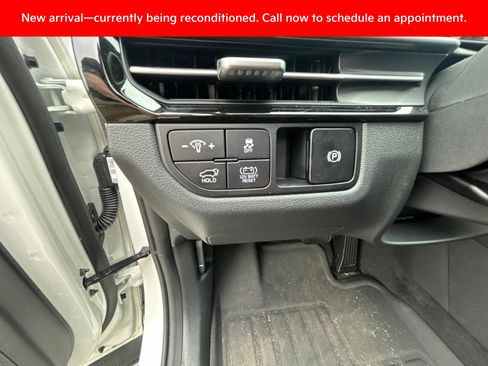Certified 2026 Kia Sportage EX AWD/4WD image 15