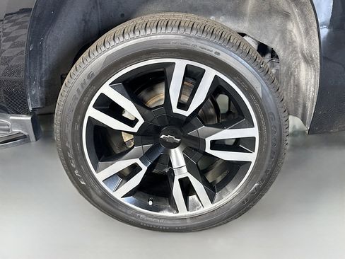 Used 2020 Chevrolet Tahoe LT w/ RST Edition image 36