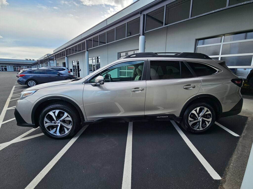 Used 2020 Subaru Outback Limited w/ Popular Package #2 AWD/4WD image 2