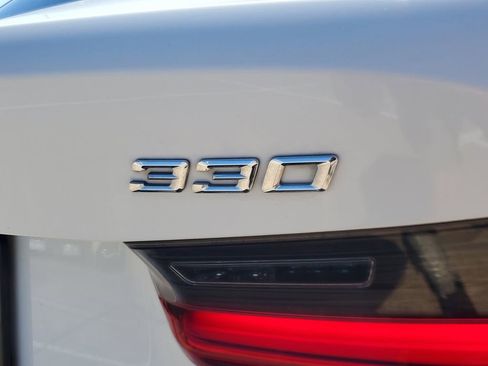 Used 2019 BMW 330i Sedan image 5