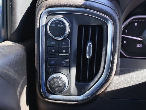 Certified 2022 GMC Sierra 3500 Denali image 27