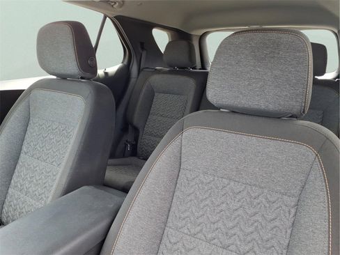 Used 2023 Chevrolet Equinox LT image 13