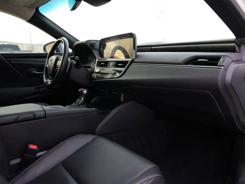 Used 2022 Lexus ES 300h w/ Premium Package image 22