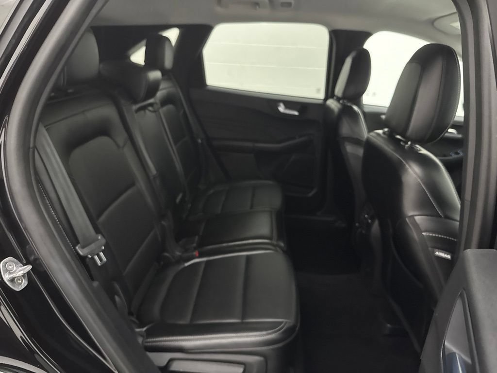 Used 2024 Ford Escape Platinum AWD/4WD image 44