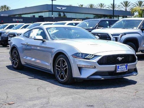 Certified 2022 Ford Mustang Premium RWD image 3