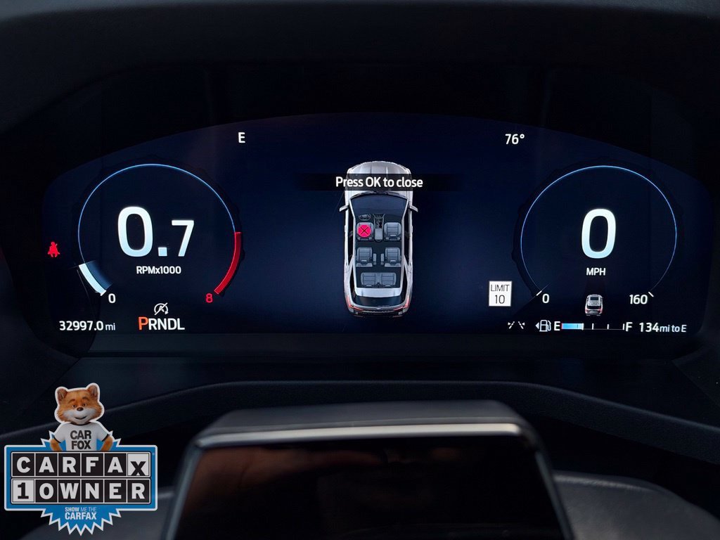 Used 2025 Ford Explorer Platinum RWD image 11
