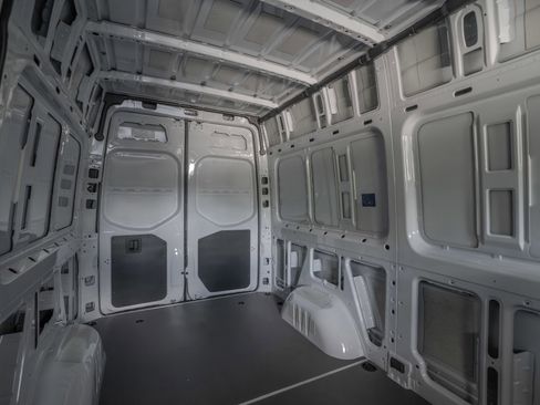 New 2025 Mercedes-Benz Sprinter 2500 image 27