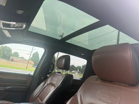 Used 2019 RAM 1500 Limited AWD/4WD image 11
