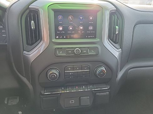 Used 2020 Chevrolet Silverado 1500 Custom w/ Custom Value Package AWD/4WD image 13
