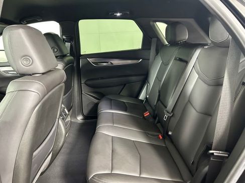 Certified 2025 Cadillac XT5 Luxury image 23
