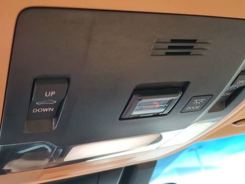 Used 2023 Lexus ES 350 w/ Premium Package FWD image 21