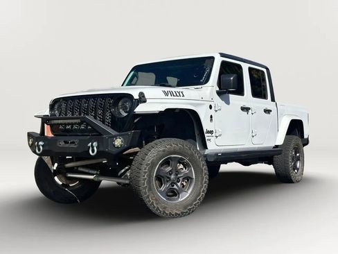 Used 2021 Jeep Gladiator Sport AWD/4WD image 2