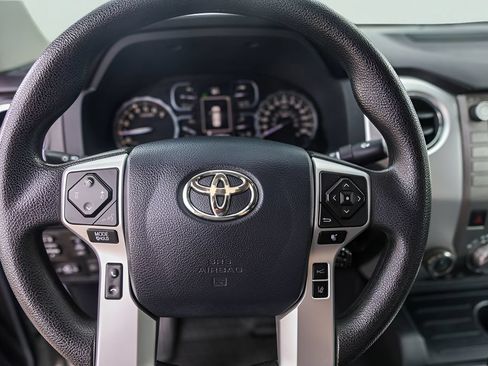 Used 2020 Toyota Tundra SR5 w/ SR5 Upgrade Package AWD/4WD image 15