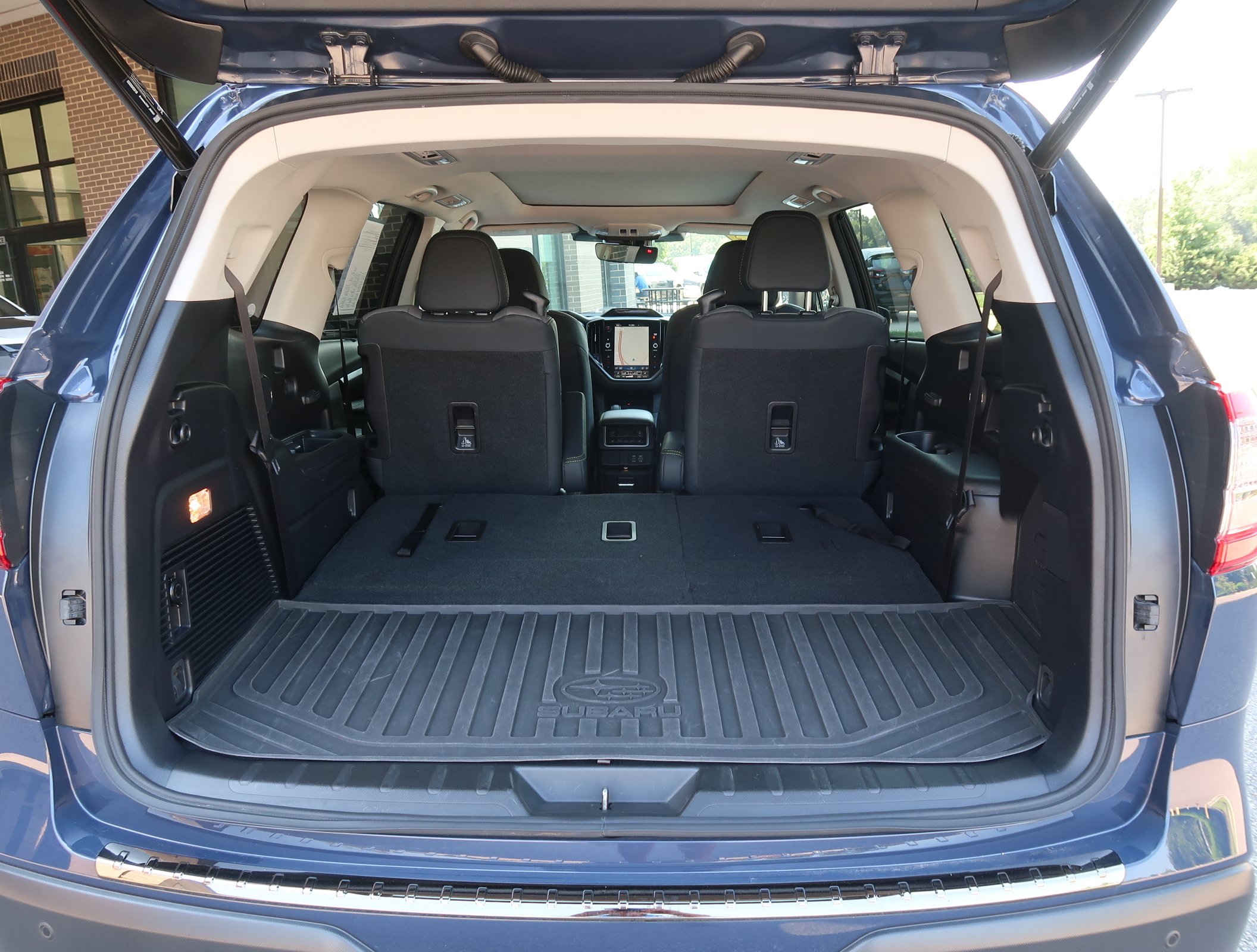 Used 2023 Subaru Ascent Onyx Edition Limited AWD/4WD image 36