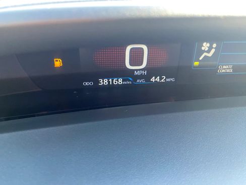Used 2022 Toyota Prius Prime Limited FWD image 38