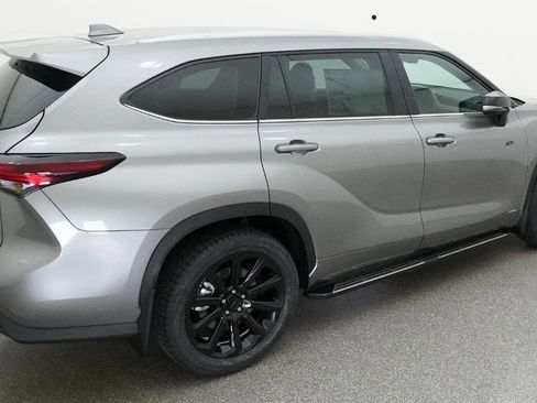 New 2026 Toyota Highlander XLE AWD/4WD image 14