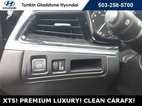 Used 2021 Cadillac XT5 Premium Luxury image 10